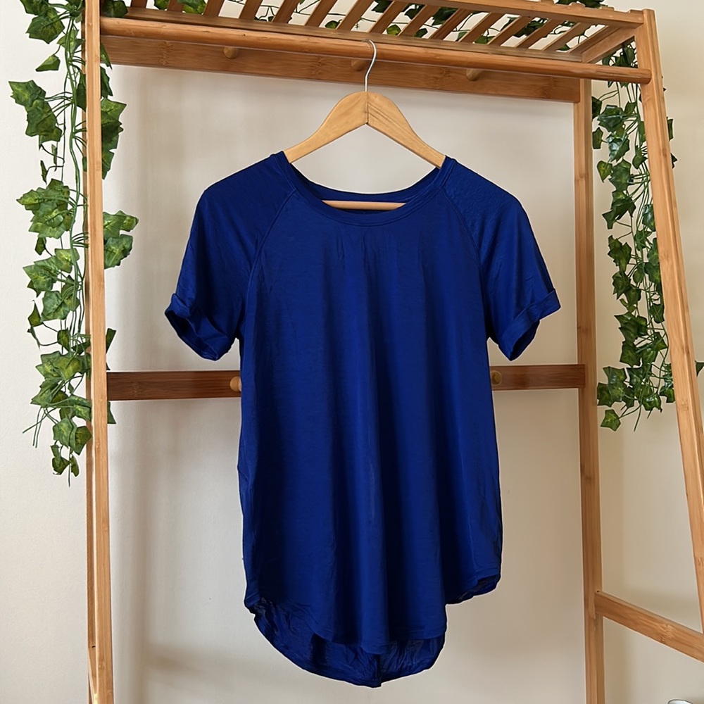 Lululemon Open Up Tie Back Tee